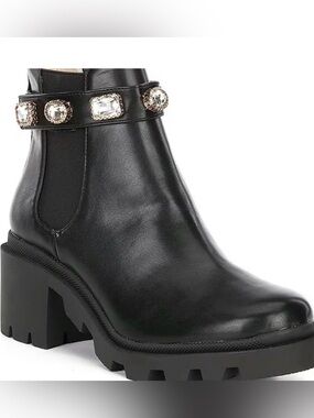 Steve Madden Amulet Chelsea Boots 8.5